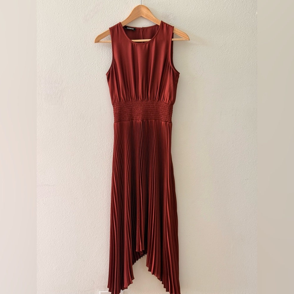 Express Sleeveless Pleated Maxi Dress in Rust